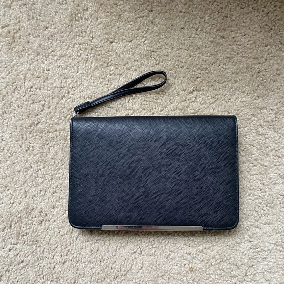 Black clutch - Picture 1 of 1